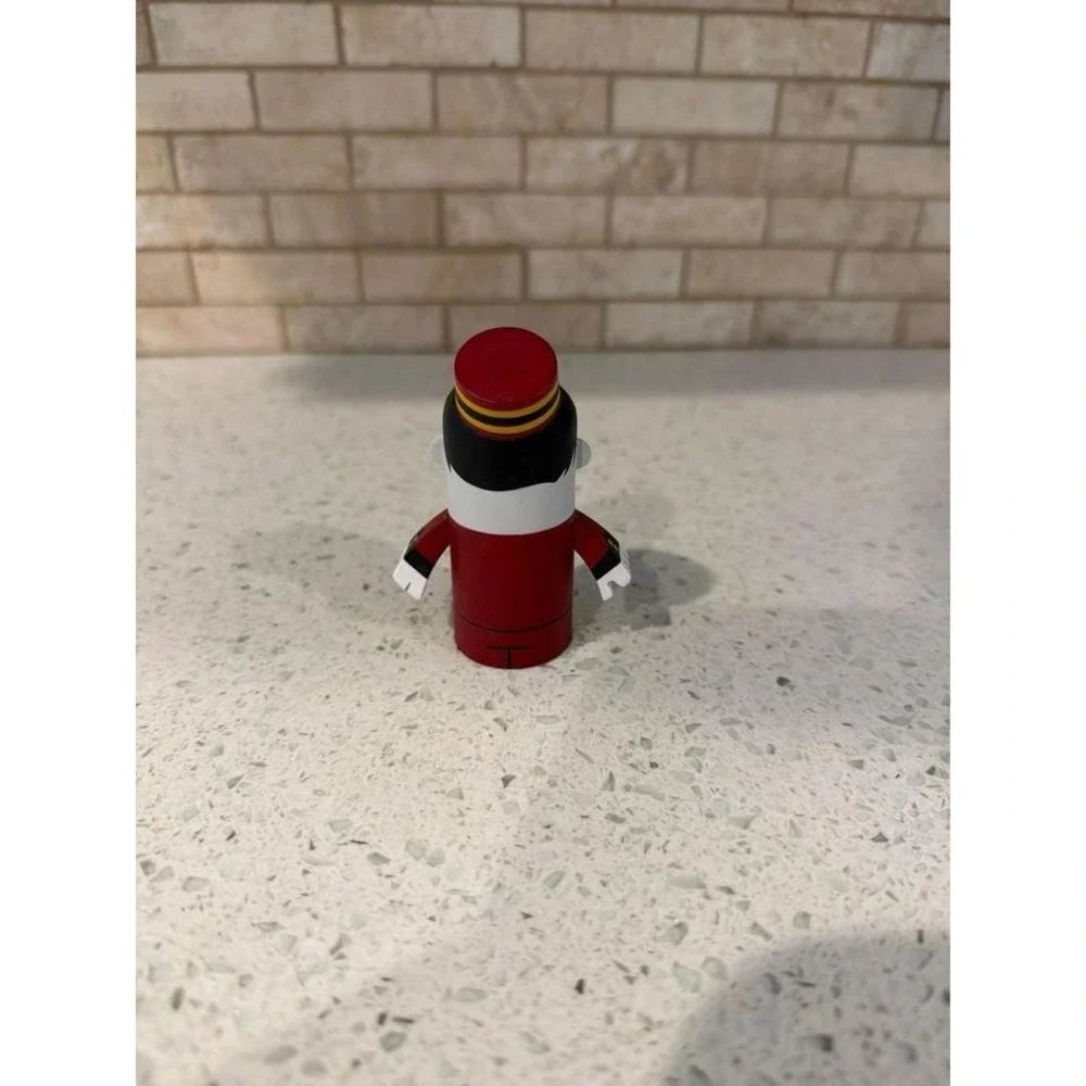Disney Vinylmation Park Starz Series 2‎ Tower Terror Bellhop Figure